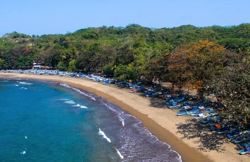 Objek wisata pantai Batukaras kembali dibuka setelah sebelumnya sempat ditutup oleh pemerintah. (Foto: MNC Media)