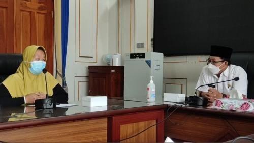 Babak Akhir Guru TK Korban Pinjol, Utang Rp40 Juta Dibayar Pemkot Malang (FOTO:MNC Media)