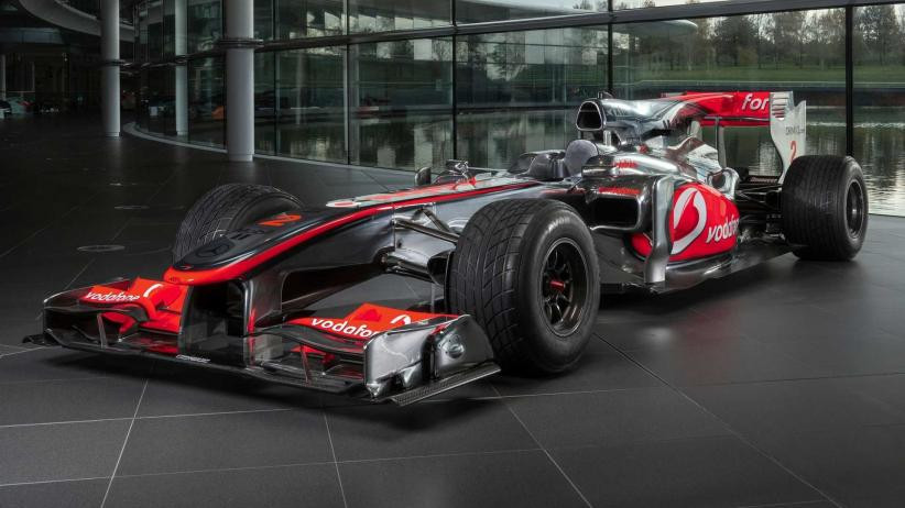 Bawa Lewis Hamilton ke Tangga Juara, Mobil F1 Ini Dilelang Rp100 Juta. (Foto: CarScoop)