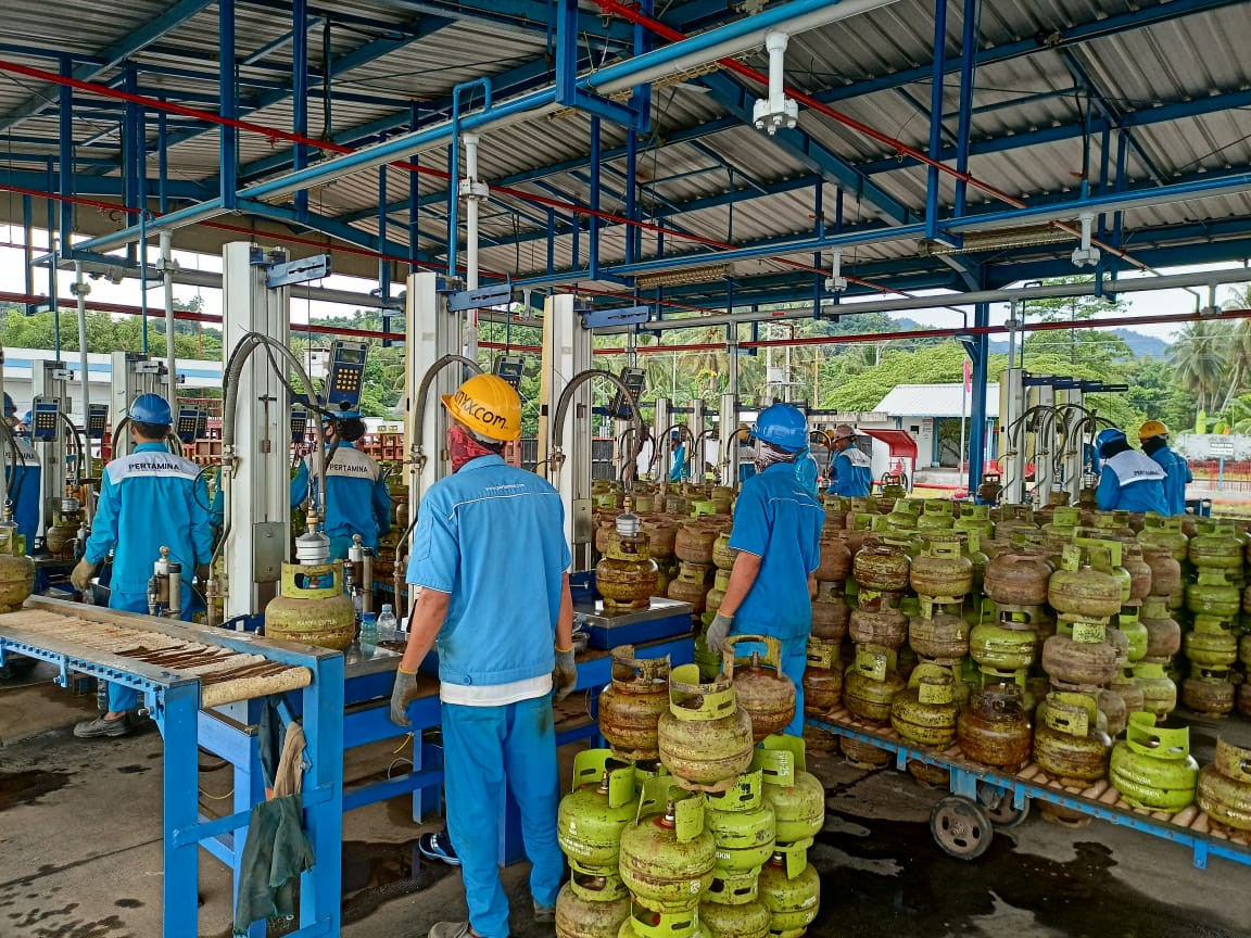 KemenESDM Catat 2,4 Juta MT Tabung LPG 3 Kg Sukses Disalurkan hingga April 2021. (Foto : MNC Media)