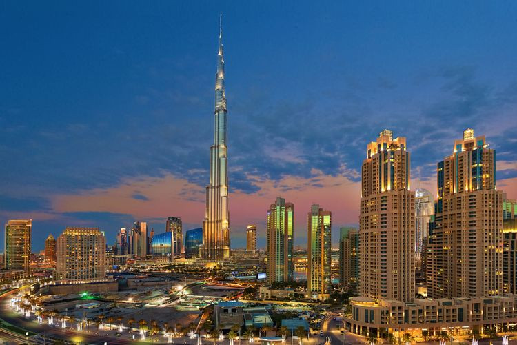 Rachel Vennya, menghabiskan liburan di Burj Khalifa Hotel, sementara keluarga A6  menginap Burj Arab. (Shutterstock)