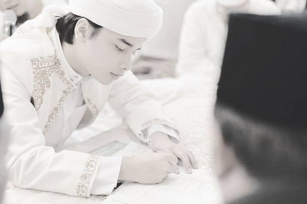 Alvin Faiz yang merupakan anak pertama almarhum Ustad Arifin Ilham, menggeluti berbagai macam bisnis. (Foto: Instagram)