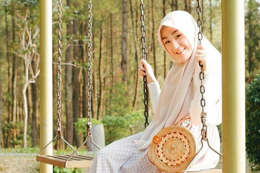 Ini Harga Endorse Larissa dan Henny Rahman, Mahal Mana? (Foto: MNC Media)