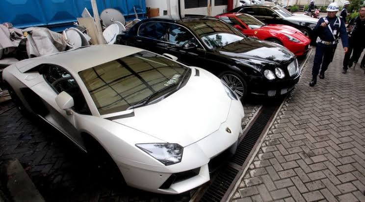 Diskon PPnBM 100 Persen Berakhir, Masyarakat Serbu Mobil Bekas dan Baru (FOTO: MNC Media)