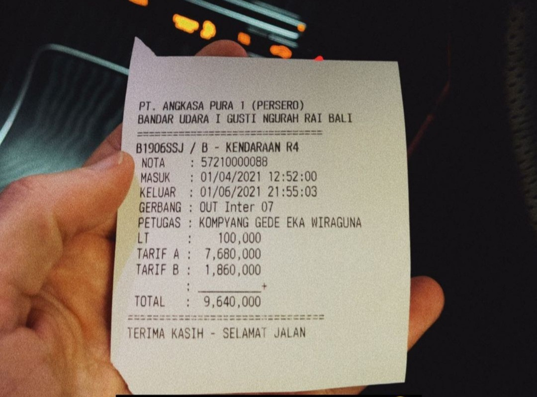 Tagihan parkir di Bandara Ngurah Rai tersebut mencapai Rp9,6 juta. (Foto: Instagram)
