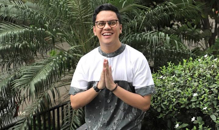 Intip Koleksi Mobil Klasik Youtuber Arief Muhammad, Ada yang Harganya Rp1 Miliar   (FOTO:MNC Media)