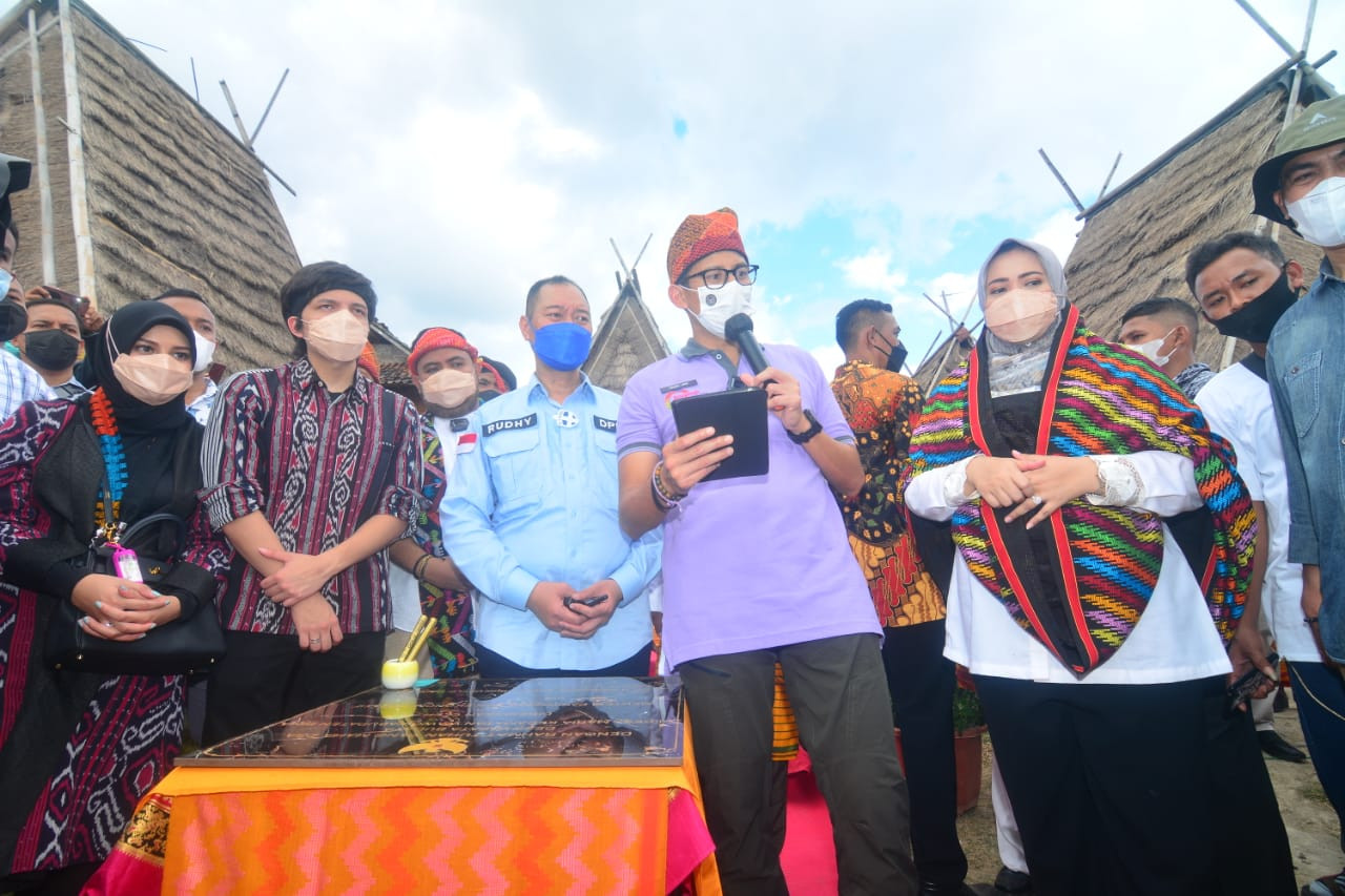 Sandiaga Uno promosikan Bima sebagai destinasi pariwisata baru di Indonesia. (Foto:  Michelle)