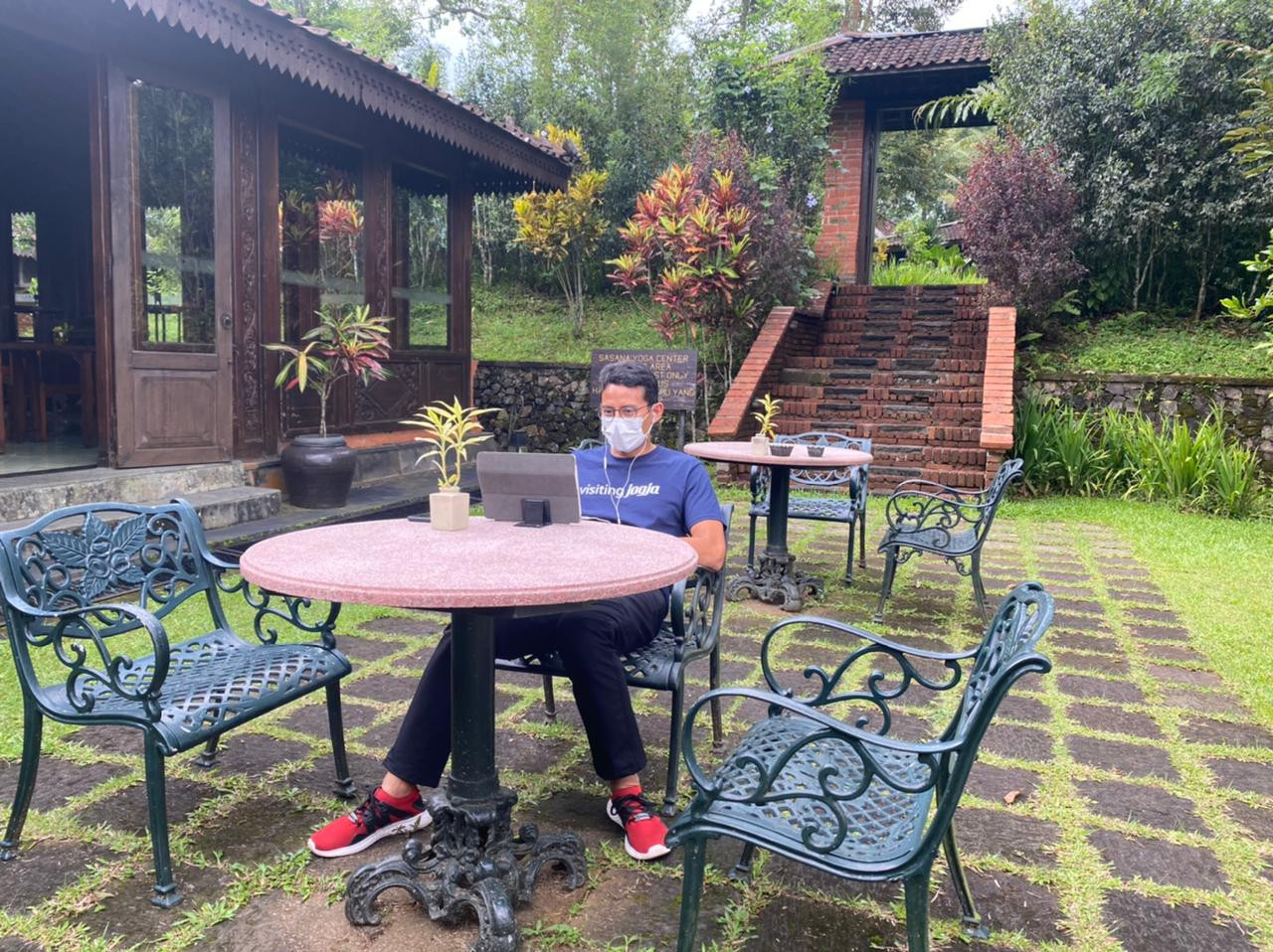 Sandiaga Uno Minggu Ini Work From Magelang (FOTO: MNC Media)