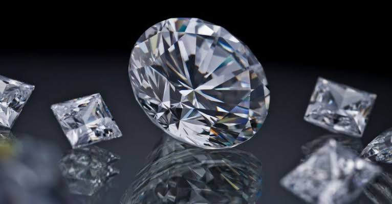 Intip Tujuh Batu Mulia Paling Mahal Dunia, Ada yang Harganya Rp72 Miliar per Gram  (FOTO:MNC Media)