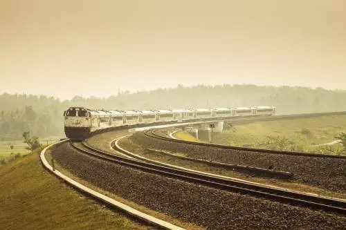 Usai Surati Jokowi, Reaktivasi Kereta Api di Madura Temui Titik Terang. (Foto: MNC Media).