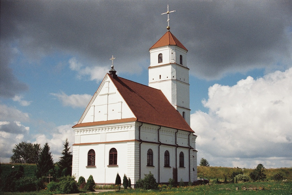 Terkait Omicron di RI, Jubir Covid-19 Minta Gereja Bentuk Satgas Sebagai Syarat Ibadah Natal