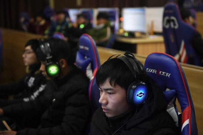 China Berlakukan â€˜Patroli Malamâ€™ Tindak Para Gamers Muda (FOTO: MNC Media)