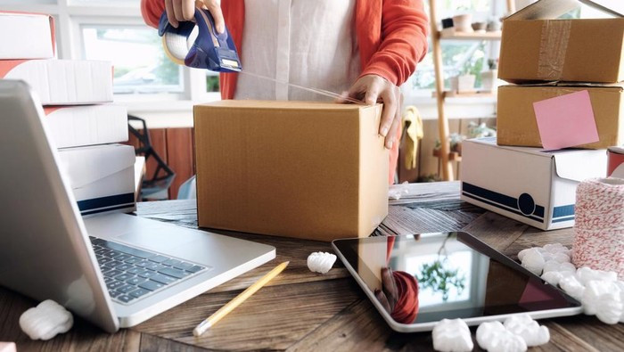 Cara Cek Tarif Mex Cargo dengan Mudah, via Kalkutalor Ongkir Otomatis. (Foto: Freepik)