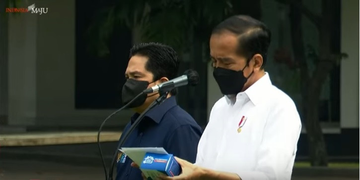 Perpanjang PPKM Level 4, Jokowi Instruksikan Menteri Maksimalkan Pembagian Vitamin. (Foto: MNC Media)