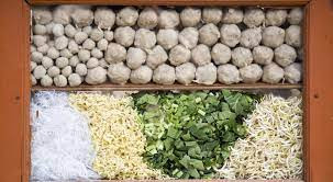Paguyuban Pedagang Mi dan Bakso Curhat Daging Dikuasai Pengusaha Besar. Foto: MNC Media