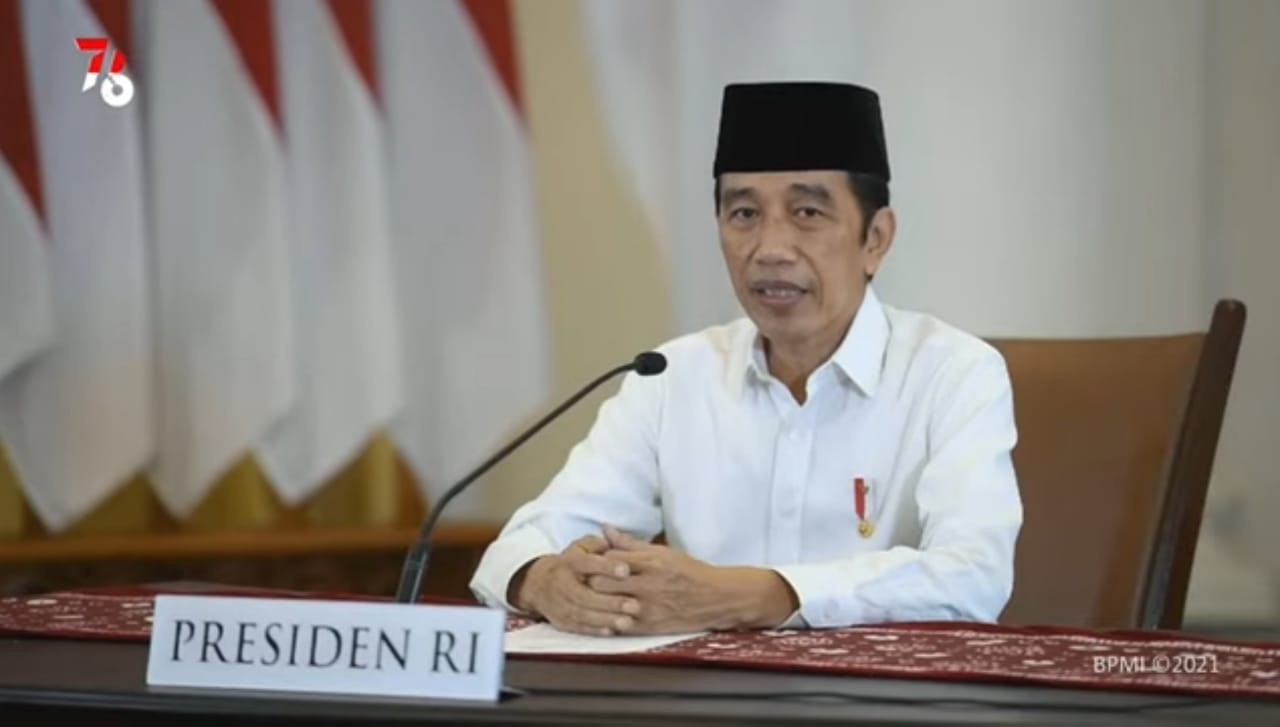 Presiden Joko Widodo malam ini mengikuti acara Takbir Akbar Idul Adha 1442 H yang digelar secara virtual. (Foto: MNC Media)