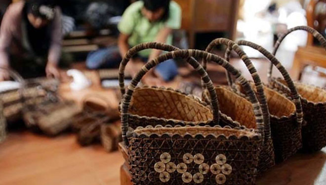 Ekonomi RI Terancam Resesi, Beli Produk Lokal Bisa Jadi Solusi. (Foto: MNC media)