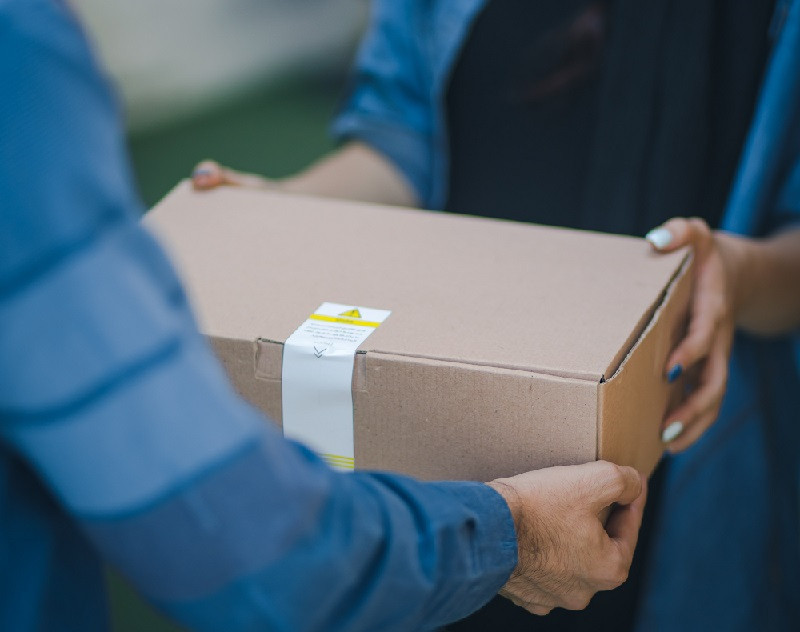 Cara Mengirim Hadiah ke Luar Negeri lewat Jasa Ekspedisi, Ini yang Harus Disiapkan. (Foto: Freepik)