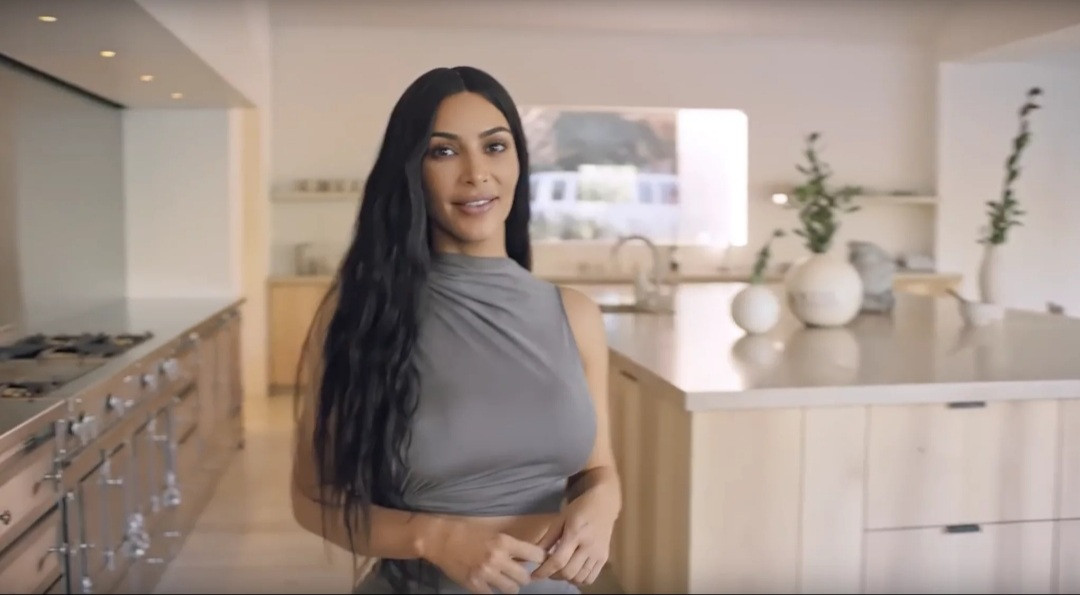Kim Kardashian menempati rumah seharga Rp870 miliar di kawasan Hidden Hills, California, Amerika Serikat. (Foto: MNC Media)
