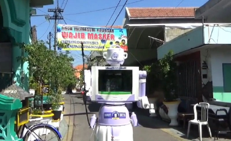 Warga Surabaya Ciptakan Robot Delta untuk Perang Covid-19 (Dok.MNC Media)