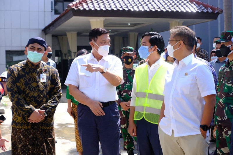 Luhut Targetkan Vaksinasi di Solo Raya Tembus 75 Persen Bulan Ini. (Foto: MNC Media)