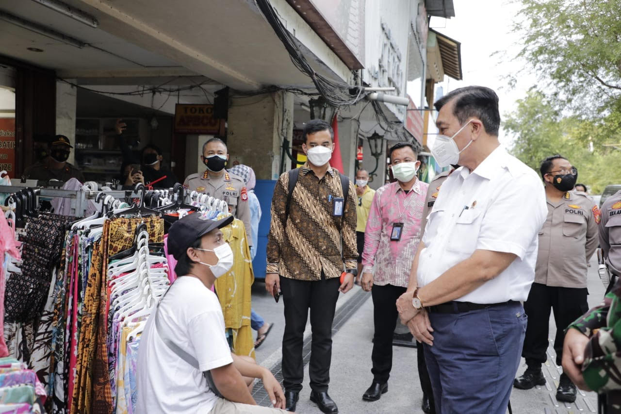 Luhut: Masuk Malioboro Harus Tunjukkan Kartu Vaksin (FOTO: MNC Media)
