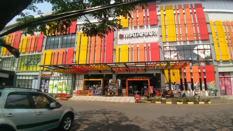 Boleh Beroperasi Lagi, Sejumlah Mal di Bandung Belum Dibuka untuk Umum. (Foto: MNC Media)