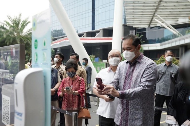 Tinjau Uji Coba Pembukaan Mal, Mendag Ingatkan Pengunjung Taat Prokes. (Foto: MNC Media)