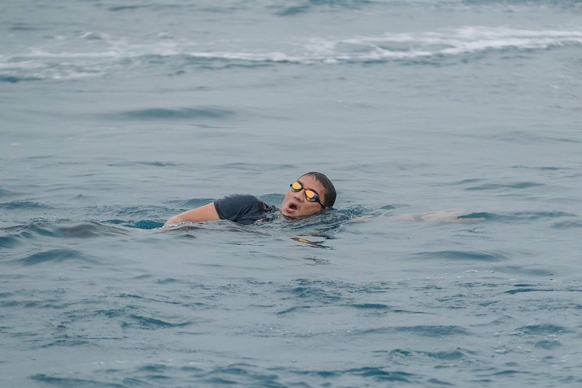 Beri Semangat untuk Bangkitkan Lagi Pariwisata, Sandiaga Uno Renang di Kepulauan Seribu (Dok.Ist)