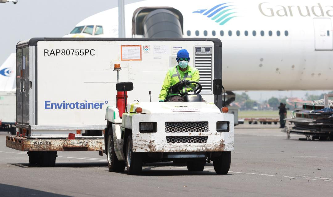 5 Juta Vaksin Tiba di Tanah Air, TNI-Polri Terus Lakukan Serbuan Vaksinasi. (Foto: Kominfo)