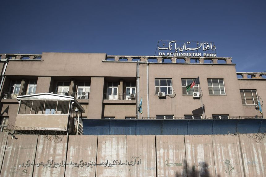 Taliban Berkuasa, AS Bekukan USD9 Miliar Dana Milik Bank Afghanistan (FOTO:MNC Media)