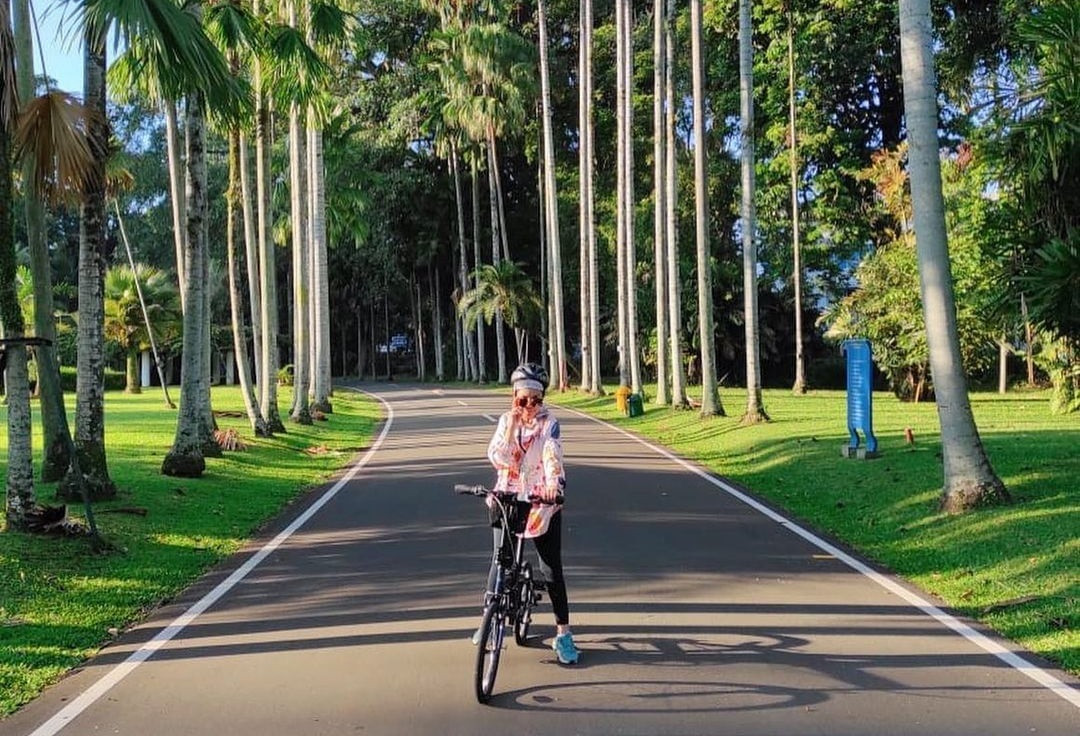 Pengunjung yang berolahraga diizinkan masuk Kebun Raya Bogor (Instagram)