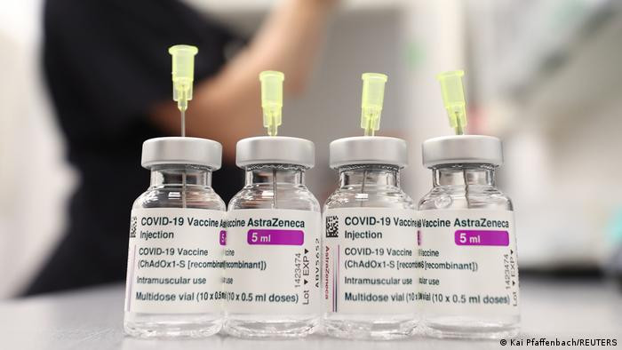 Stok Melimpah, Kemenkes Fokus Penggunaan AstraZeneca untuk Vaksinasi Booster