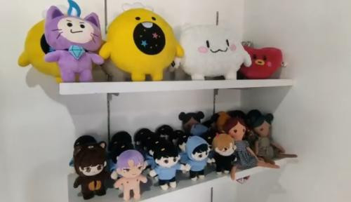 Keren! UMKM Boneka K-Pop 