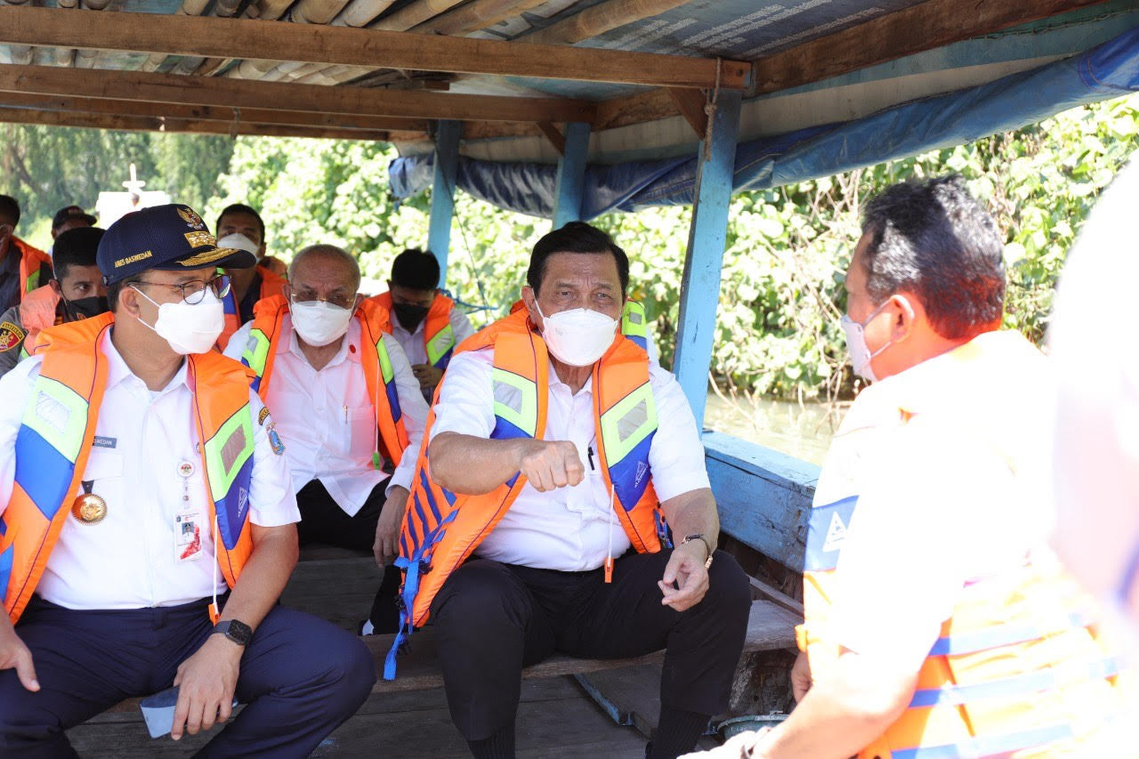 Amankan Jakarta dari Risiko Tenggelam, Luhut hingga Anies Tinjau Tanggul Raksasa di Muara Baru (Dok.MNC Media)