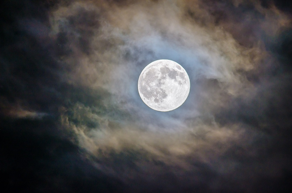 Waspada Banjir Rob Akibat Fenomena Bulan Purnama dan Super New Moon. (Foto MNC Media)