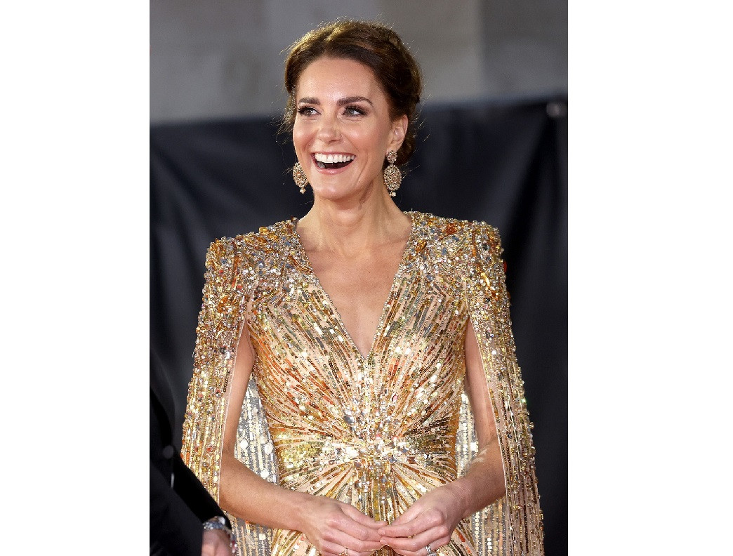 Gaun emas Kate Middleton Dijual Seharga Rp78JutaÂ 