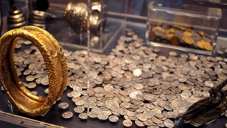 Fantastis! Lelang Harta Karun Cirebon Tembus Rp720 Miliar (FOTO: MNC Media)