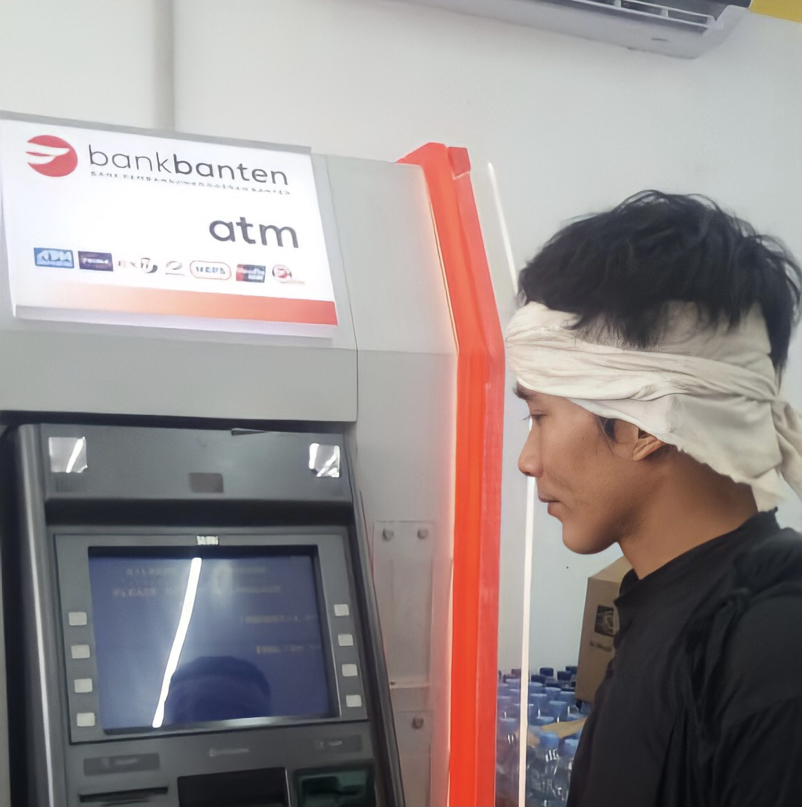Dukung Inklusi Keuangan, Bank Banten (BEKS) Hadirkan ATM bagi Warga Baduy (FOTO:Dok BEKS)