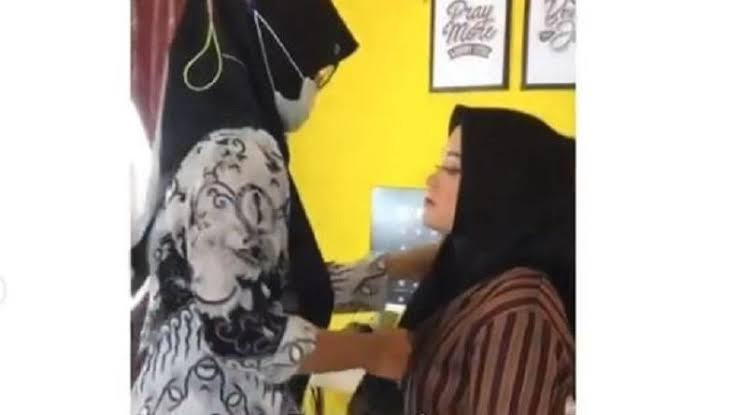 Salut! Kisah Guru Honorer Bergaji Rp350 Ribu, Kini Sukses Jadi MUA (FOTO:MNC Media)