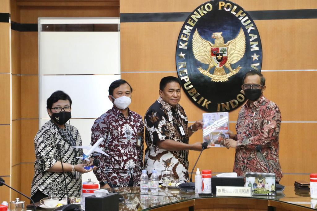 Curhat ke Menko Polhukam, Karyawan Garuda (GIAA) Minta Moratotium PKPU Dilanjutkan. (Foto: MNC Media)