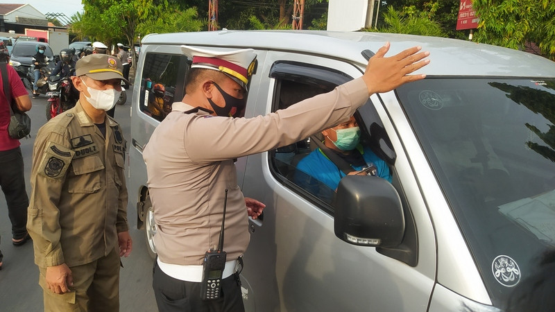 Mau ke Cirebon? Siap-siap Diperiksa Kartu Vaksin Bagi Kendaraan Selain Plat E (Dok.MNC Media)