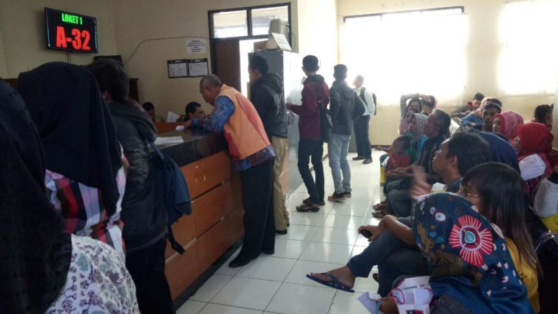 Layanan administrasi kependudukan online di Kota Bandung dihentikan untuk sementara waktu.  (Foto: MNC Media)