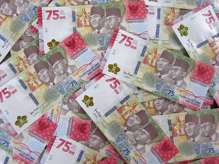 Rupiah Melemah Terhadap Dolar AS, Pasar Uang Bergerak Variatif