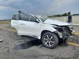 Bukan Terguling, Ini Penyebab Mobil Vanessa Angel dan Suami Rusak Parah. (Foto: MNC Media)