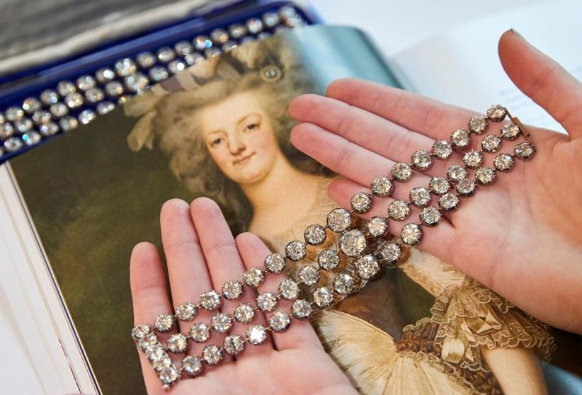 Deal! Gelang Berlian Ratu Prancis Marie Antoinette Terjual Seharga Rp116,7 Miliar (FOTO:MNC Media)