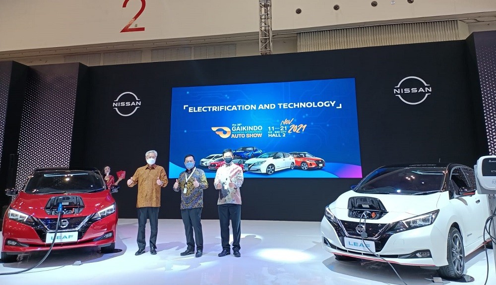 Dibanderol Harga Rp600 Jutaan, Mobil Listrik Nissan Mejeng di GIIAS 2021