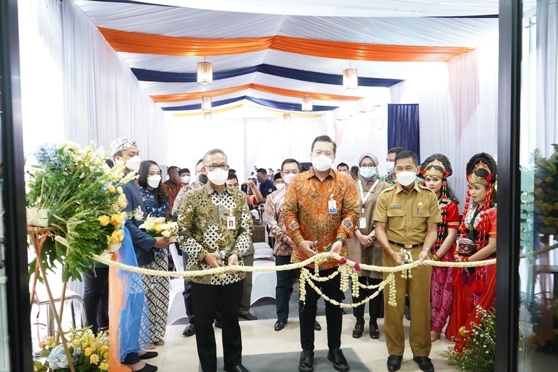 Layani Sektor Informal, Bank Raya (AGRO) Buka Community Branch di Cirebon. (Foto: MNC Media)
