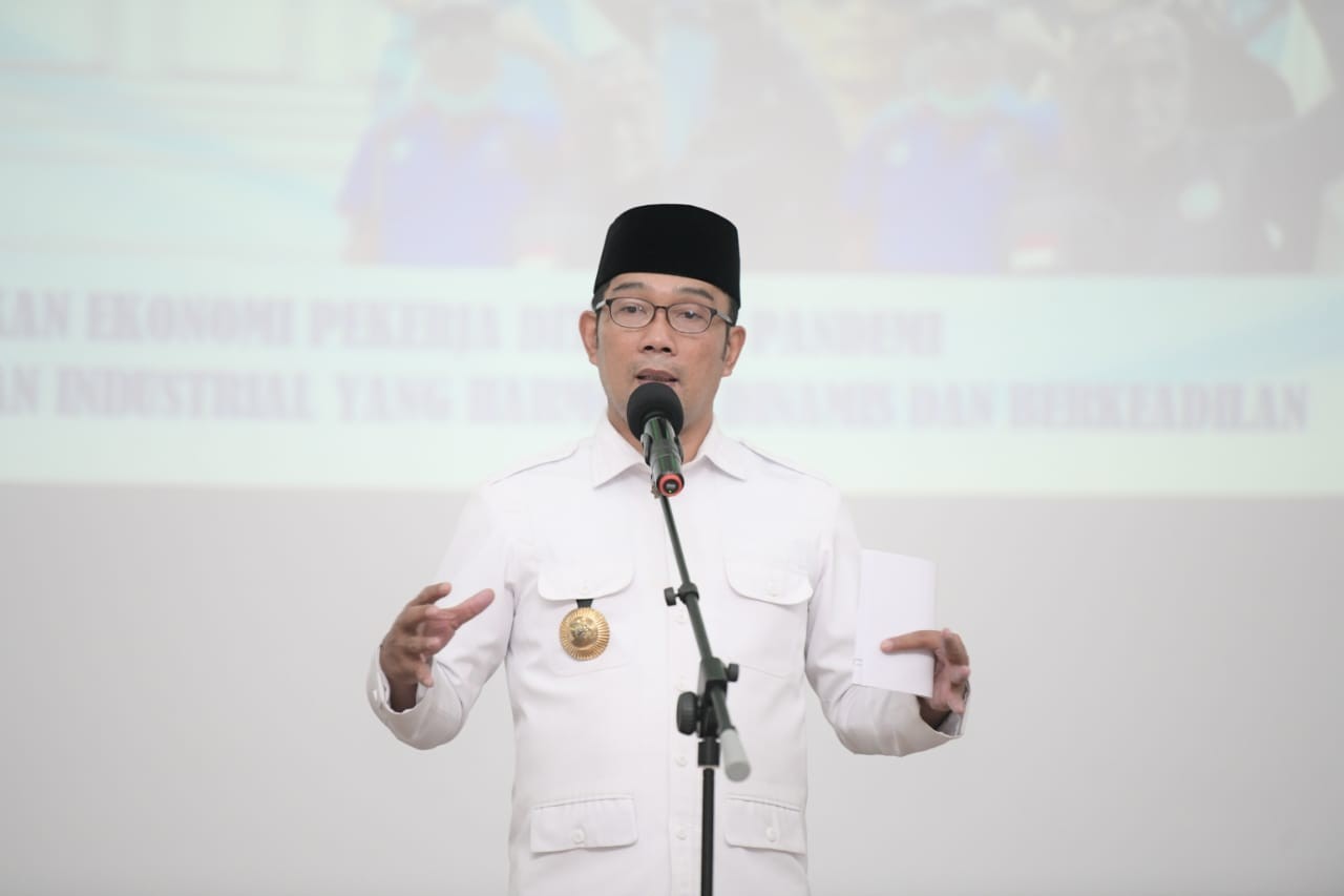 Buruh Tuntut Kenaikan Upah 2022, Ini Komitmen Ridwan Kamil  (Dok.MNC Media)