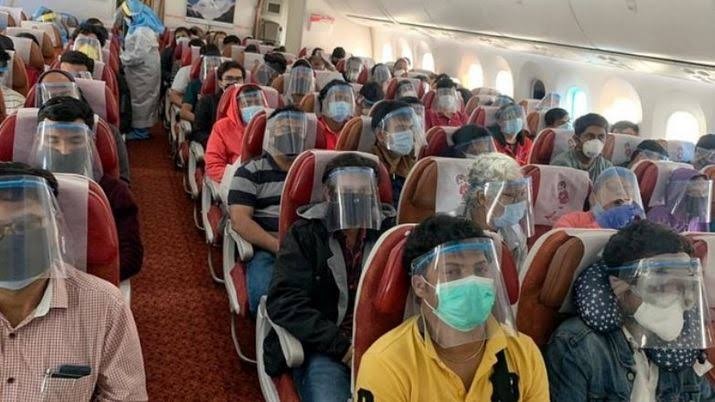 Penumpang Angkutan Umum Naik Drastis, Capai 12,62 Juta di Nataru 2022. (Foto: MNC Media)